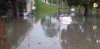 Çavuşbaşı: Meteoroloji Saat Verdi: İstanbul'da 15:00'ten İtibaren Yağışın Etkisi Azalıyor Çavuşbaşı: Meteoroloji Saat Verdi: İstanbul'da 15:00'ten İtibaren Yağışın Etkisi Azalıyor