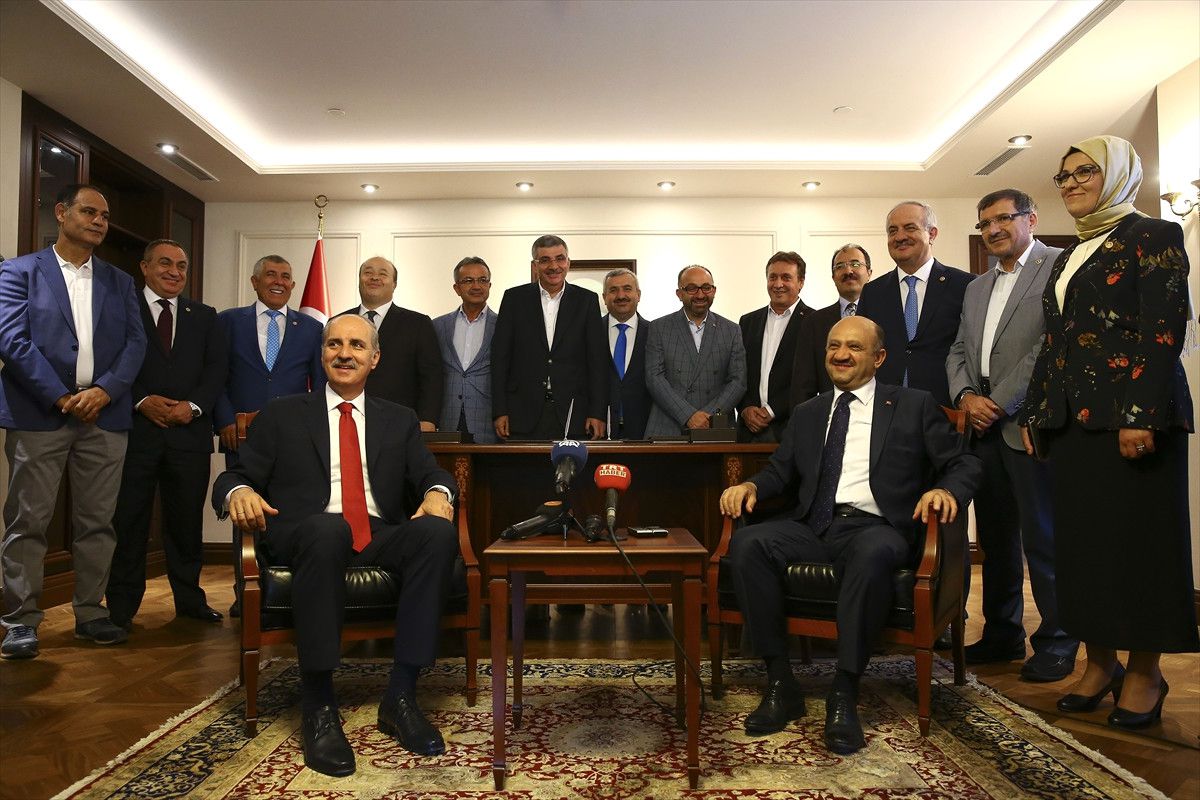 Başbakan Yardımcılığını Fikri Işık'a Devreden Numan Kurtulmuş'tan FETÖ Açıklaması