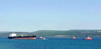 Çanakkale Boğazında karaya oturan Yunan bandıralı tanker kurtarıldı 69