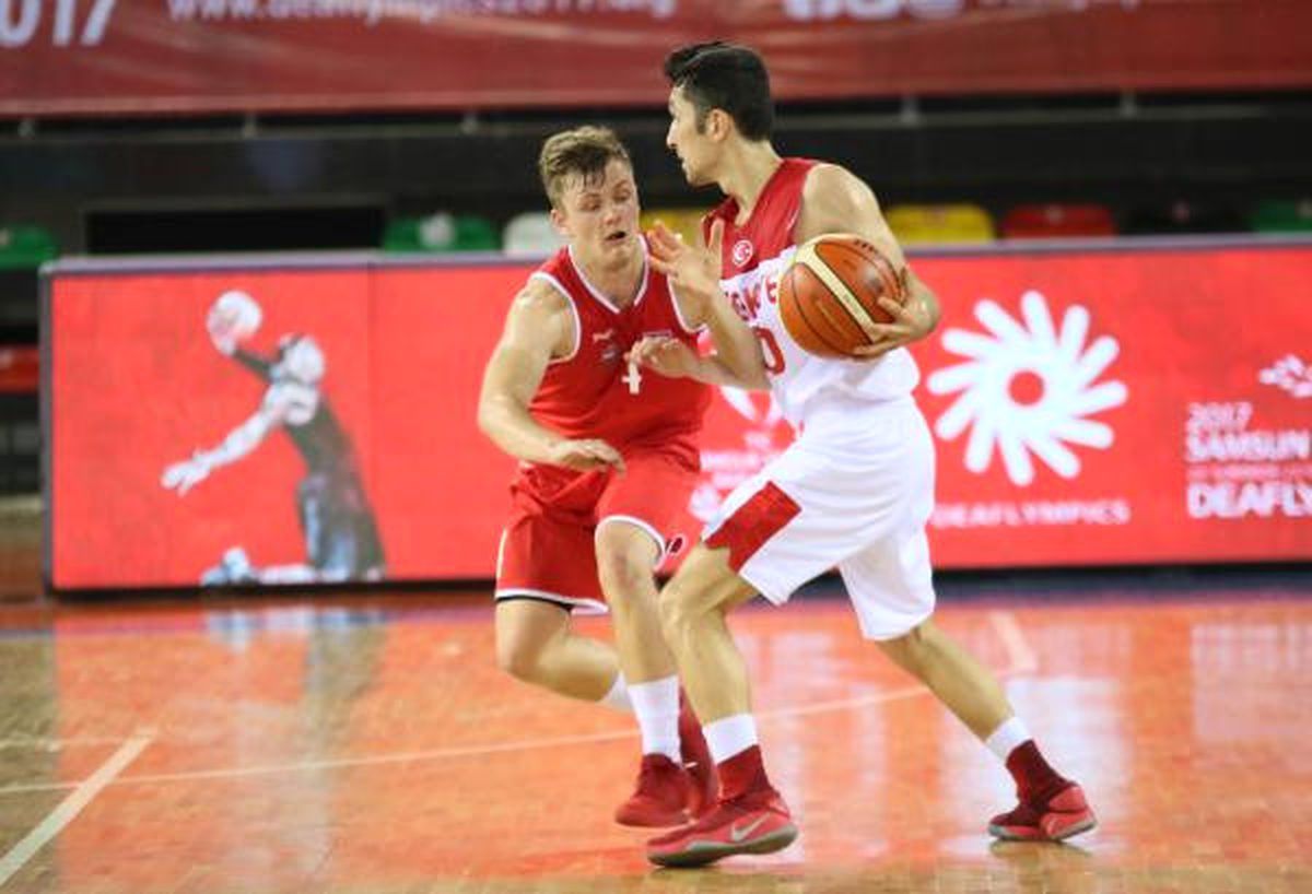 Türkiye-Polonya: 75-83 (İşitme Engelliler Olimpiyatı)