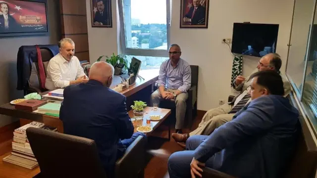 Başkan Yılmazer Milletvekillerini Ziyaret Etti Başkan Yılmazer Milletvekillerini Ziyaret Etti