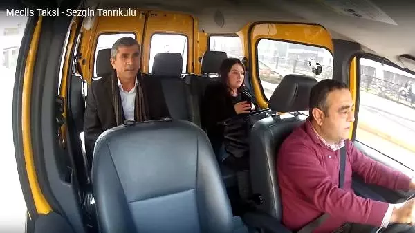 Tahir Elçi ve Sezgin Tanrıkulu'nun Meclis Taksi Görüntüleri Ortaya Çıktı Tahir Elçi ve Sezgin Tanrıkulu'nun Meclis Taksi Görüntüleri Ortaya Çıktı