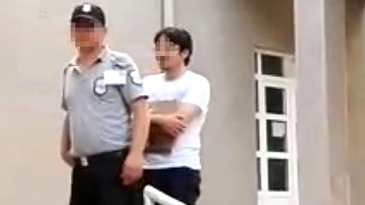 'Hero' Tişörtüyle Sınava Giren Hukuk Öğrencisi Şoke Etti! Cezaevi Ortamını Merak Etmiş