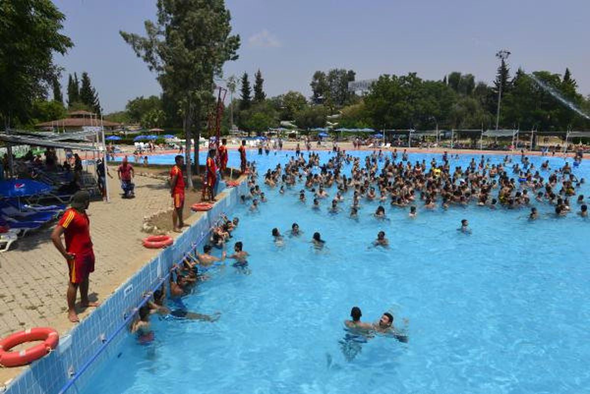 Adana'da Eğlence Havuzunda Taciz Olayları Artınca 12 Kişilik Özel Taciz Timi Kuruldu
