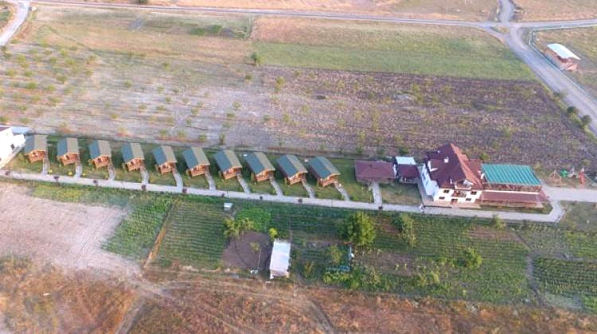 Mühendisliği Bırakıp Tatil Köyü Kurdu