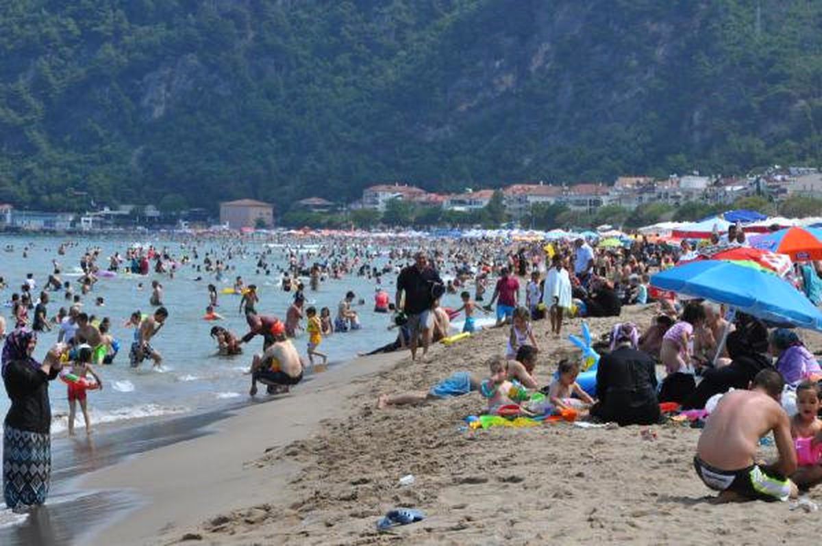 Bartın'da Plajdaki Kadınları Çeken Sapık Gözaltına Alındı