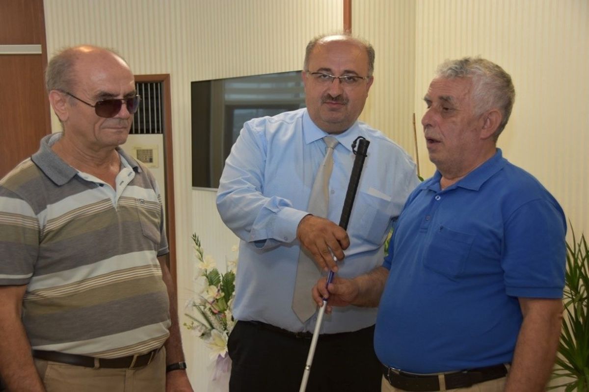 Çolakbayrakdar, 'Yaptığımız Hizmetlerle Engelli Vatandaşlarımızla Gönül Köprüsü Kuruyoruz'