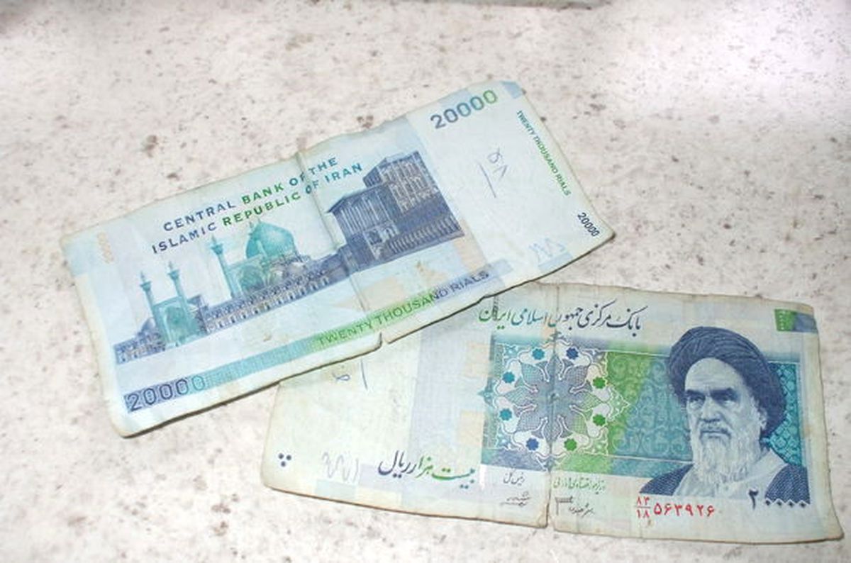 İran, Para Birimini Değiştirdi! Riyal Gitti, Tümen Geldi