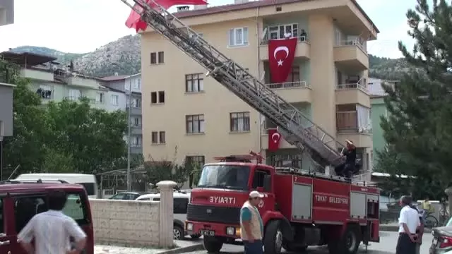 Şehit Astsubay Akdağ'ın Babaevinde Yas Var Şehit Astsubay Akdağ'ın Babaevinde Yas Var