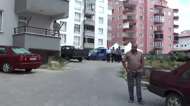 Şehit Astsubay Akdağ'ın Babaevinde Yas Var Şehit Astsubay Akdağ'ın Babaevinde Yas Var