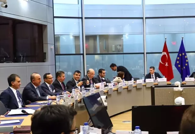 Brüksel'de Heyetlerarası Görüşme Sona Erdi