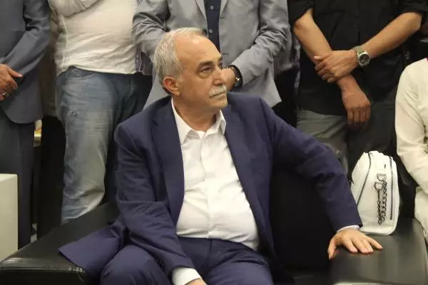 Şanlıurfa'da, Yeni Bakan Fakıbaba'ya Coşkulu Karşılama (2) Şanlıurfa'da, Yeni Bakan Fakıbaba'ya Coşkulu Karşılama (2)