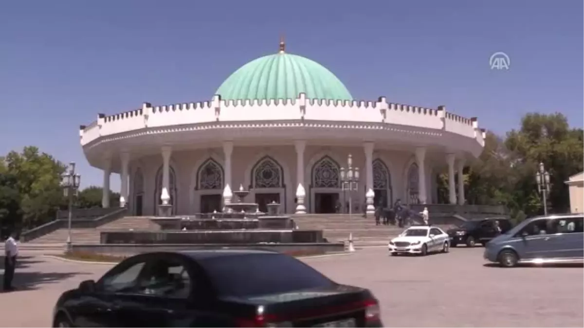 Milli Savunma Bakanı Canikli Özbekistan'da - Timuriler Devlet Müzesi ve Şehitler Hatırası Alanı'nı...
