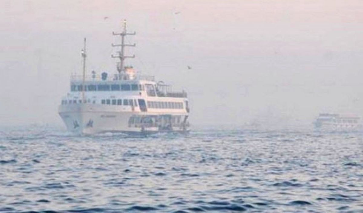 İstanbul'da Yoğun Sis Ulaşımı Olumsuz Etkiledi! Bazı Vapur Seferleri İptal