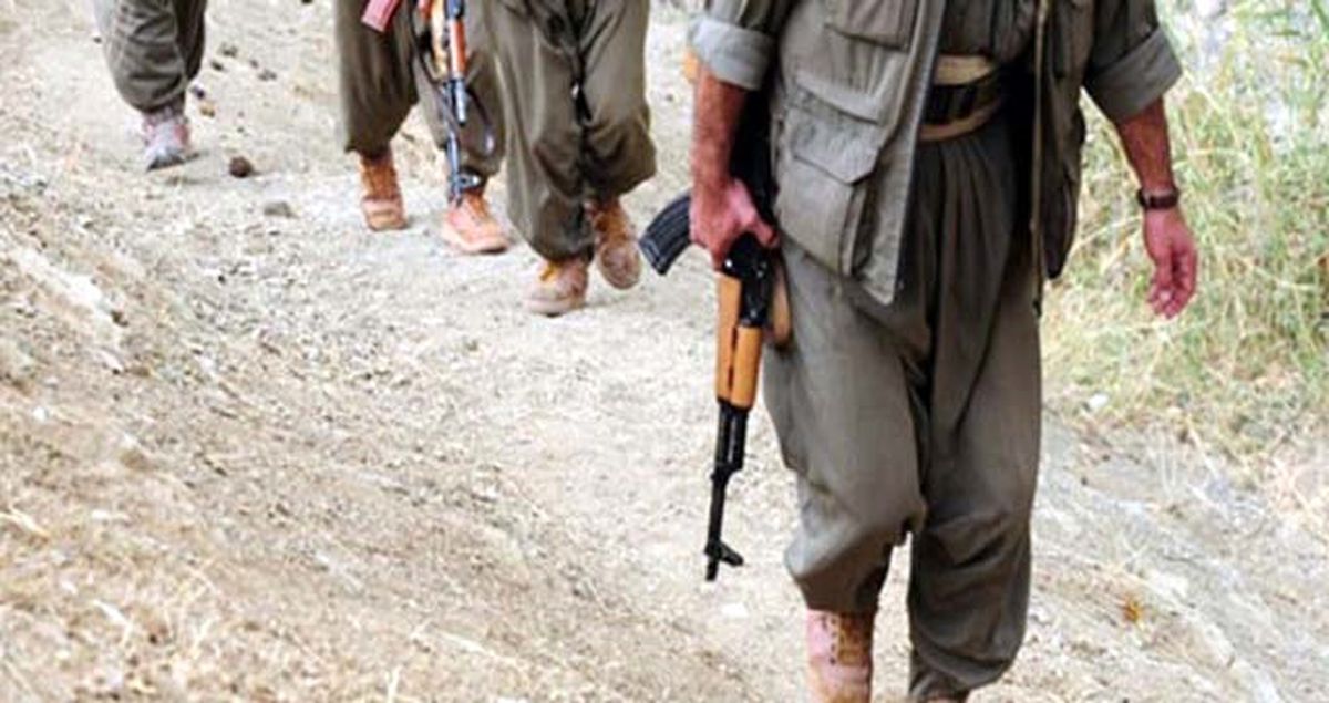 Diyarbakır'da Askeri Aracın Geçişi Sırasında Patlama!