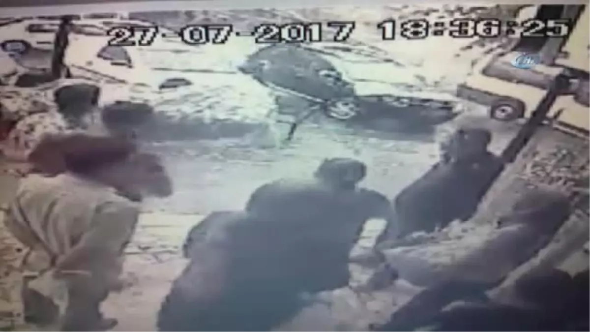 Pangaltı Ermeni Mezarlığı'nın Duvarının Çökme Anının Yeni Görüntüleri Ortaya Çıktı