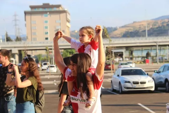 Samsunspor'un 34 Bin Kişilik Yeni Stadı Açıldı Samsunspor'un 34 Bin Kişilik Yeni Stadı Açıldı