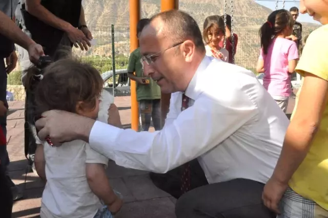 Siirt Valisi Atik'ten Beğendik Beldesine Ziyaret Siirt Valisi Atik'ten Beğendik Beldesine Ziyaret