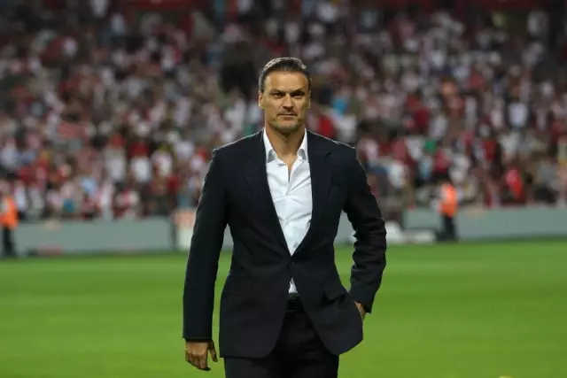 Samsunspor Yeni Stadına İlk Adımı Attı Samsunspor Yeni Stadına İlk Adımı Attı