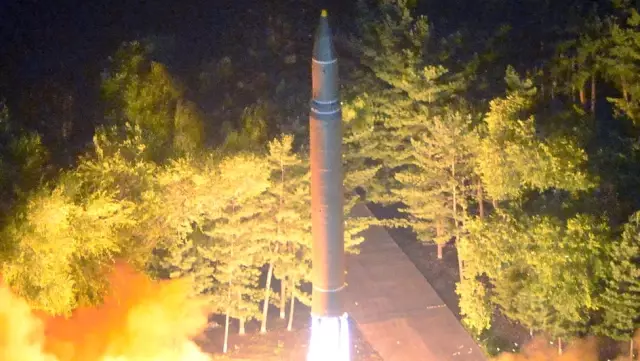 ABD'den K. Kore'ye Bombardıman Uçaklarıyla Gövde Gösterisi