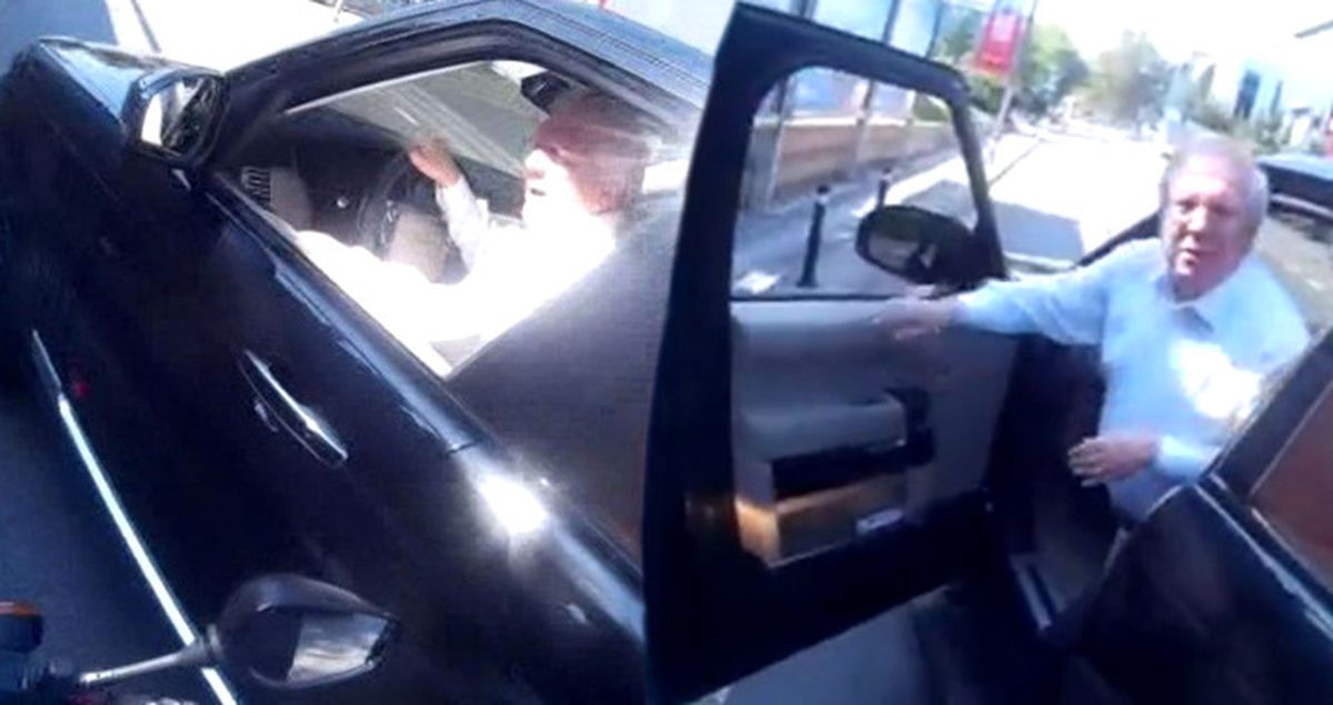 Fenerbahçe Başkanı Aziz Yıldırım, Trafikte Motorcuyla Kapıştı