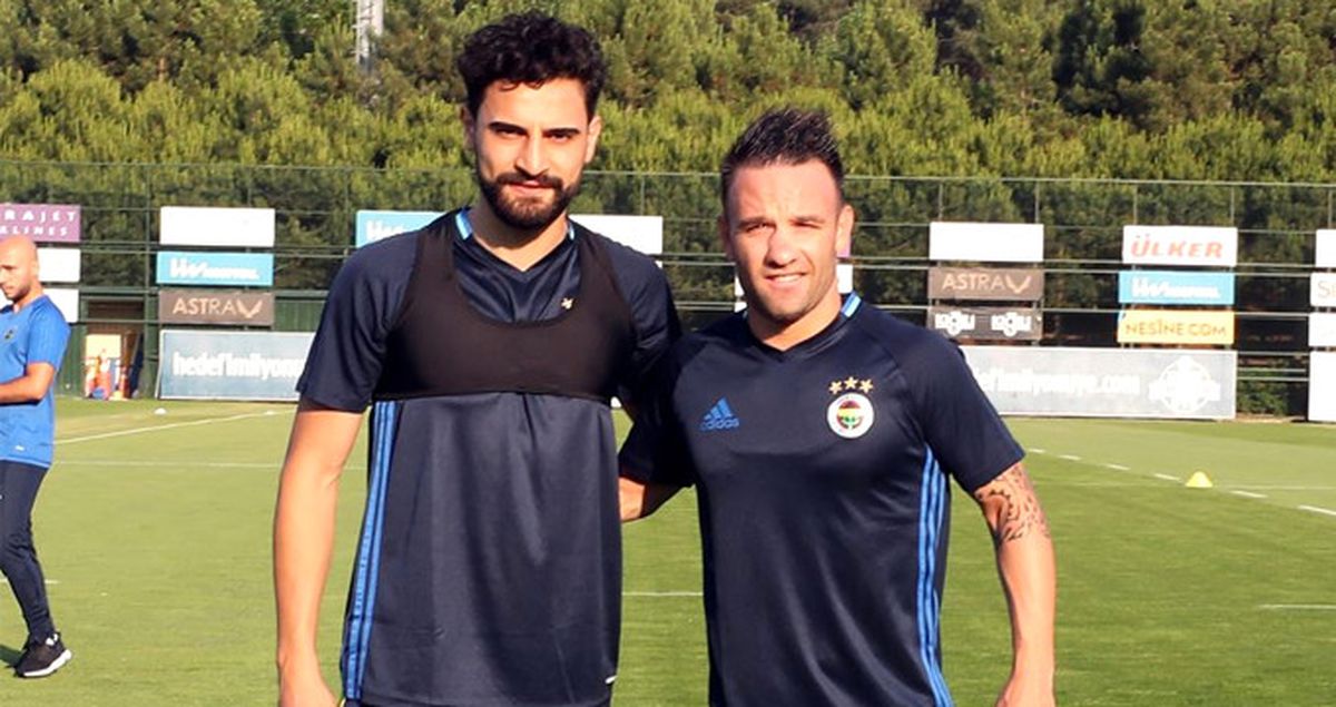 Fenerbahçe'de Sakatlanan Mehmet Ekici, Sturm Graz Maçında Yok