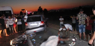 Seyir Halindeki Otomobile Motosiklet Arkadan Çarptı: 1 Ölü, 1 Yaralı
