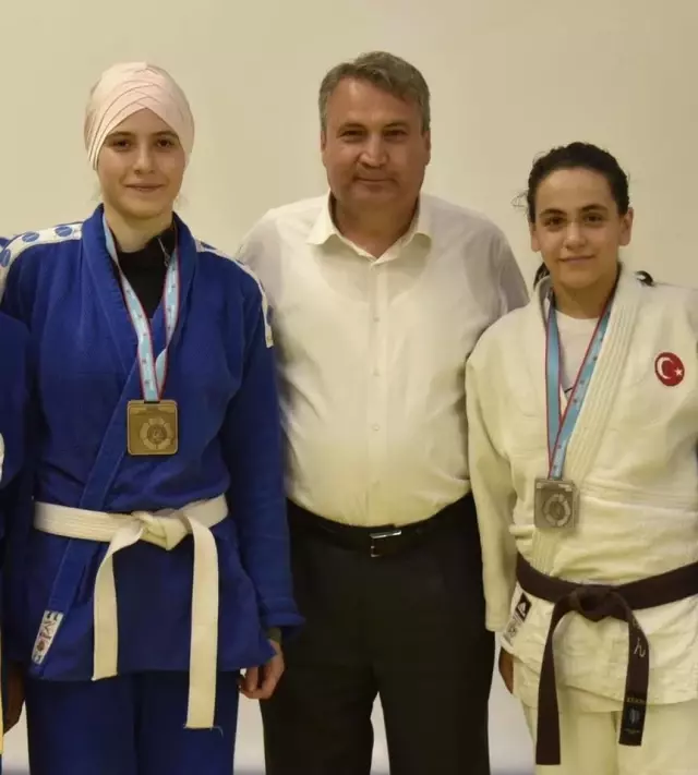 Yunusemre'den Judoda 2 Derece