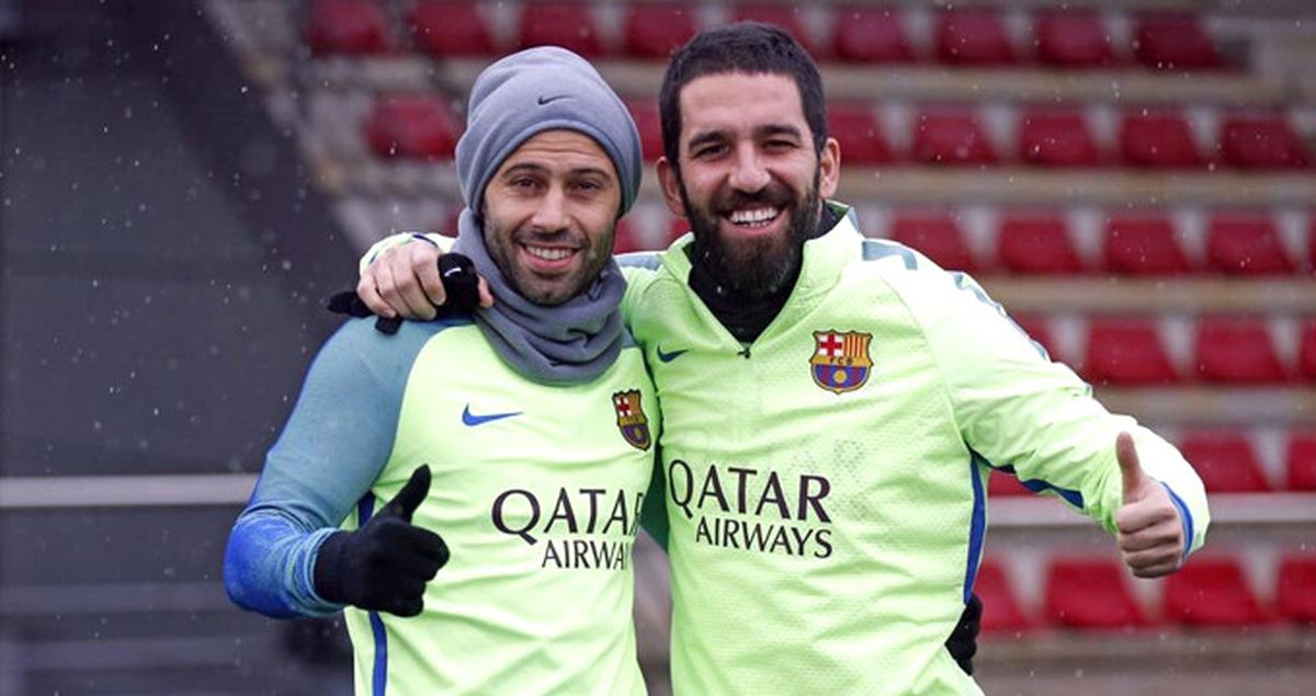 Beşiktaş, Barcelona'dan Mascherano İçin Kulübüne Kiralama Teklifi Yapacak