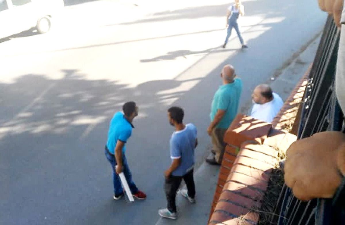 Beyoğlu'nda Sokak Ortasında Silahlar Çekildi: 1 Yaralı
