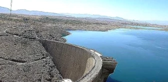 İran'daki Su Sorunu, Siyasi Malzeme Olarak Kullanılıyor'