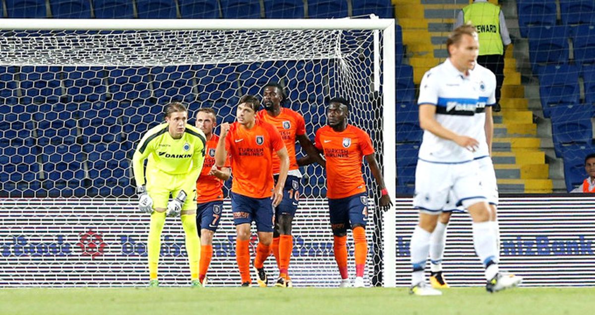 Club Brugge'ü Eleyen Başakşehir, Şampiyonlar Ligi'nde Play-Off Turuna Çıktı