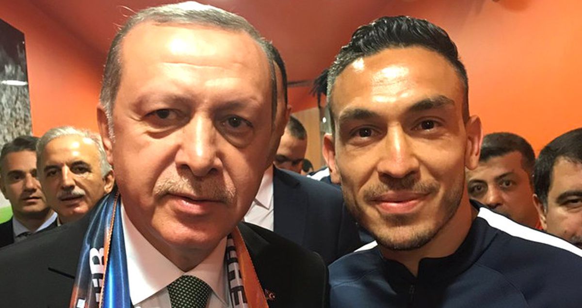 Mevlüt Erdinç'ten Erdoğan'lı Paylaşım: Reis, Başkomutan