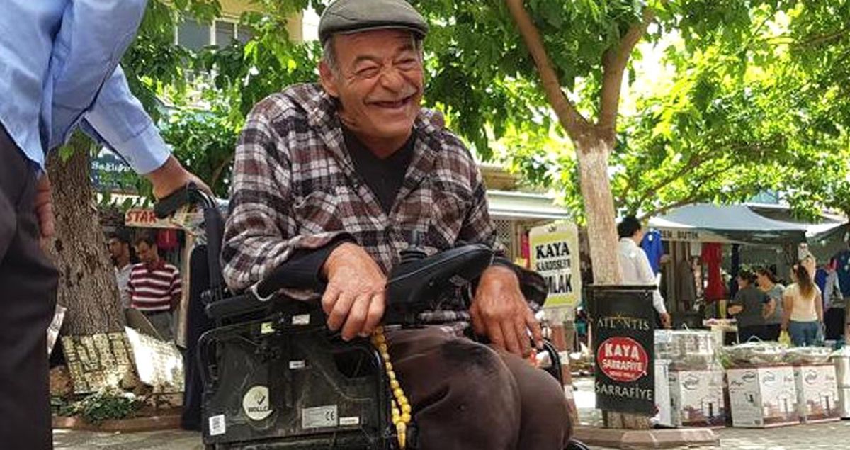 Yerdeki Sigarasını Almak İsterken Kanala Düşen Engelli Öldü
