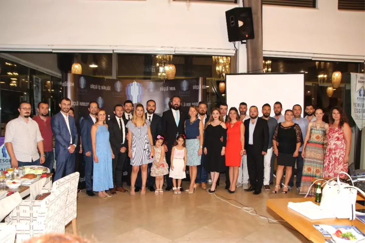 Esgiad Ayten Usta'da Toplandı