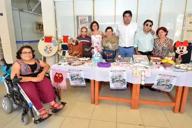 Foça'da Engelliler Yararına Kermes