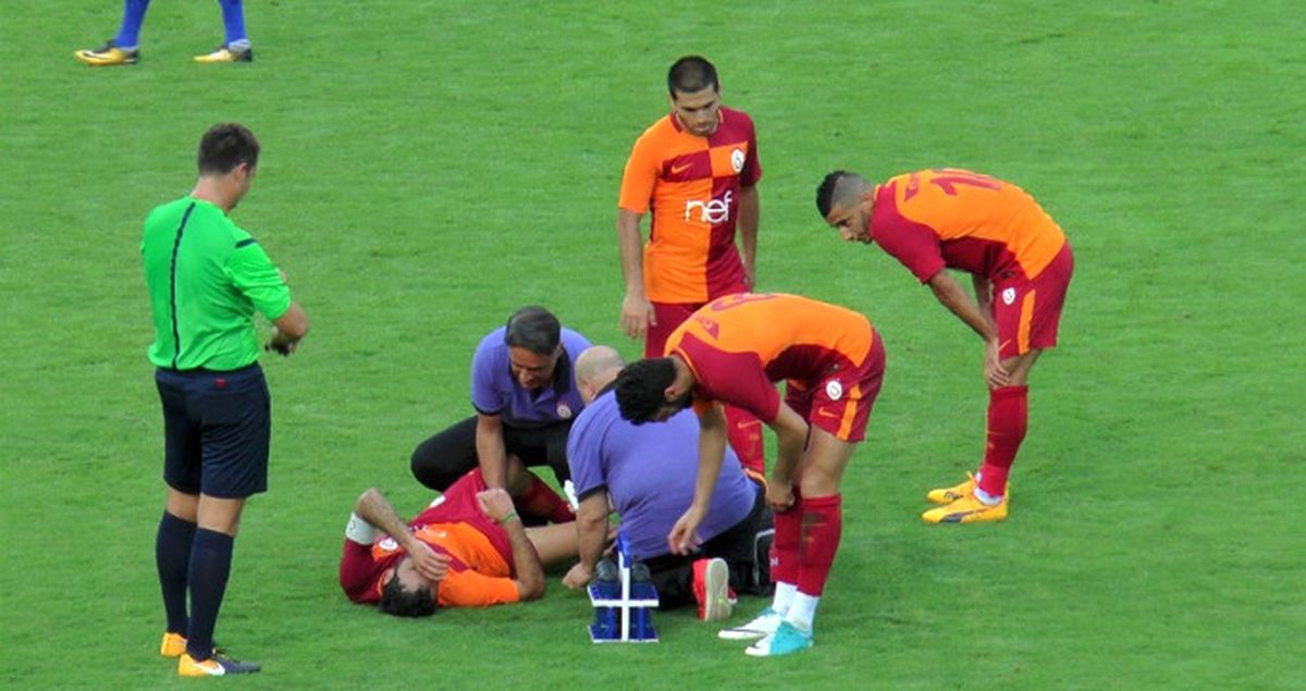 Galatasaray'da Selçuk İnan, Hazırlık Maçında Sakatlandı
