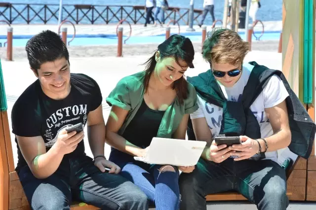 3 Milyon İzmirliye Ücretsiz İnternet