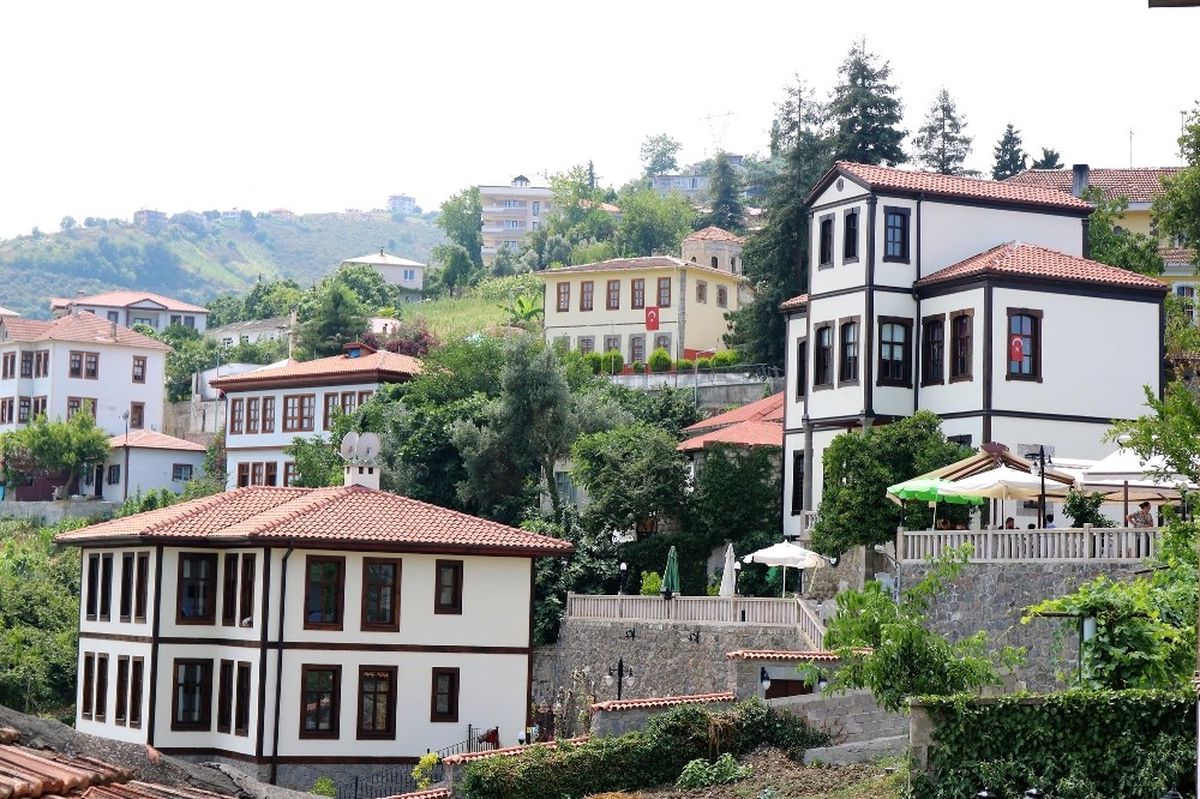 Akçaabat'ın Gözdesi: Ortamahalle
