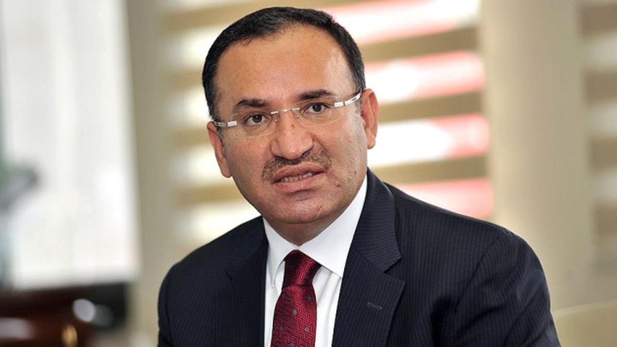 Bozdağ, 'Eurovision'a Katılma Gibi Bir Durum Şuan Yok' Diyerek Sonra Noktayı Koydu