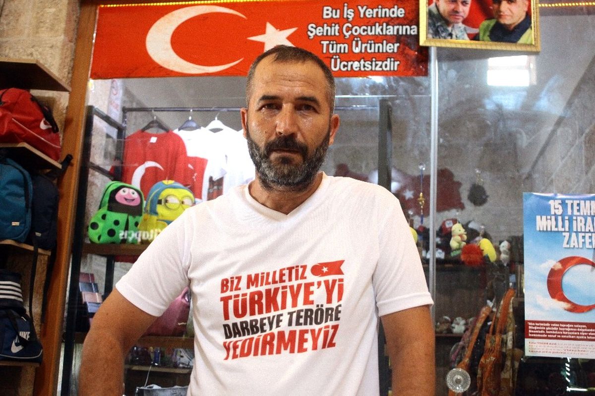 Bu Dükkandaki Her Şey Şehit Çocuklarına Ücretsiz