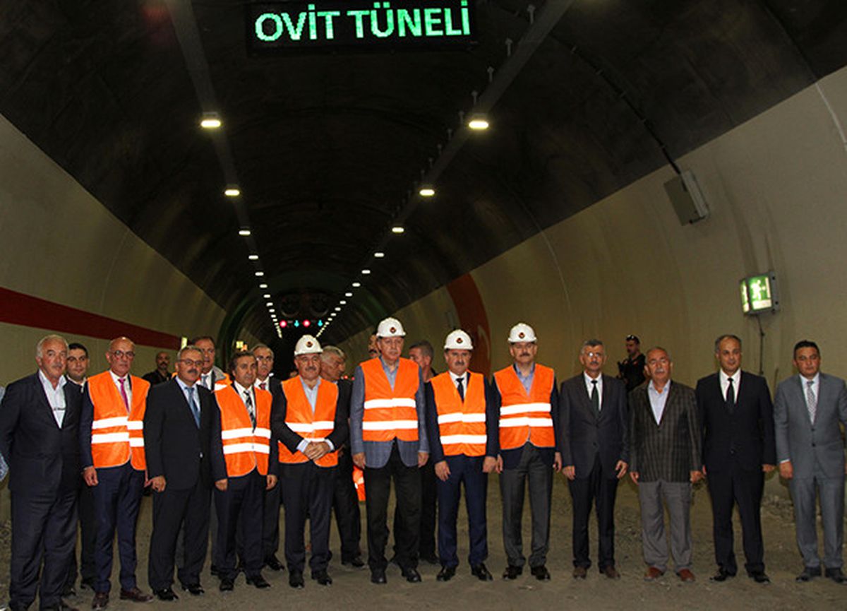 Cumhurbaşkanı Erdoğan Ovit Tüneli'nde İncelemelerde Bulundu