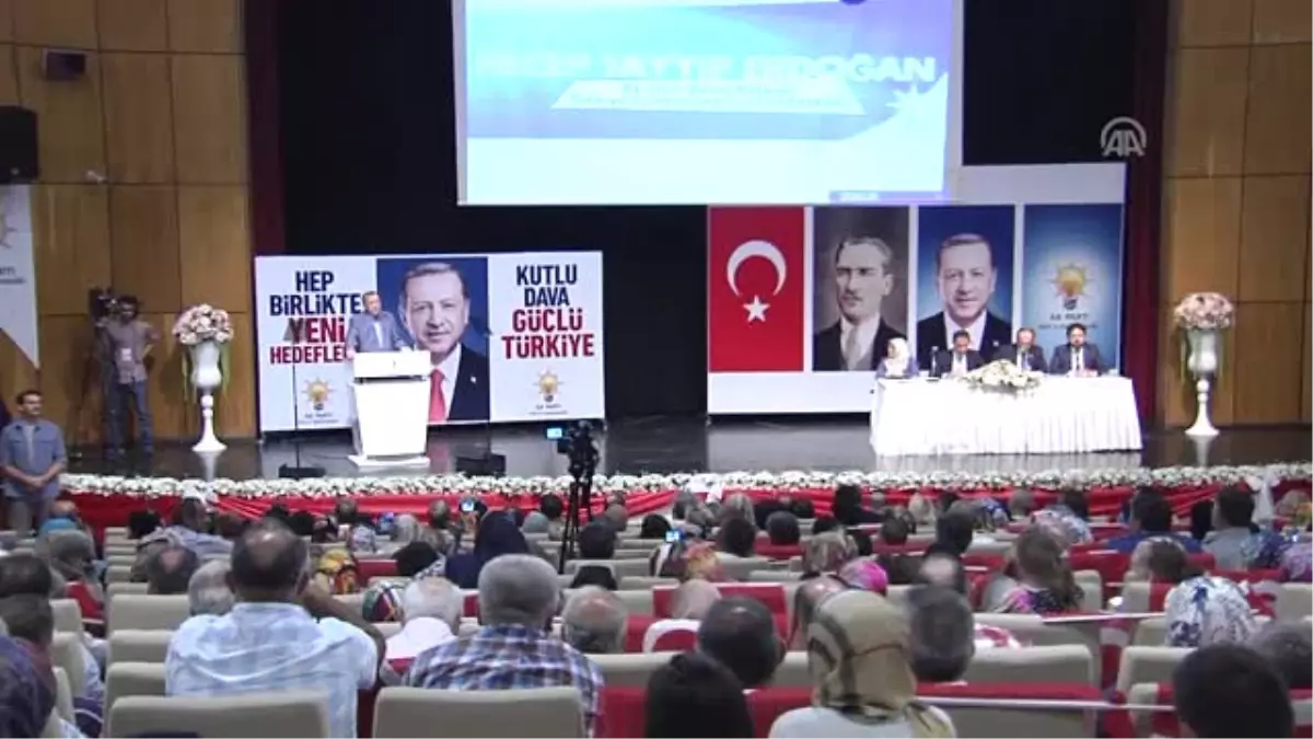 Cumhurbaşkanı Erdoğan: 'Özgürlük, Bağımsızlık, İstiklal ve İstikbal Mücadelemizi Elimizden...