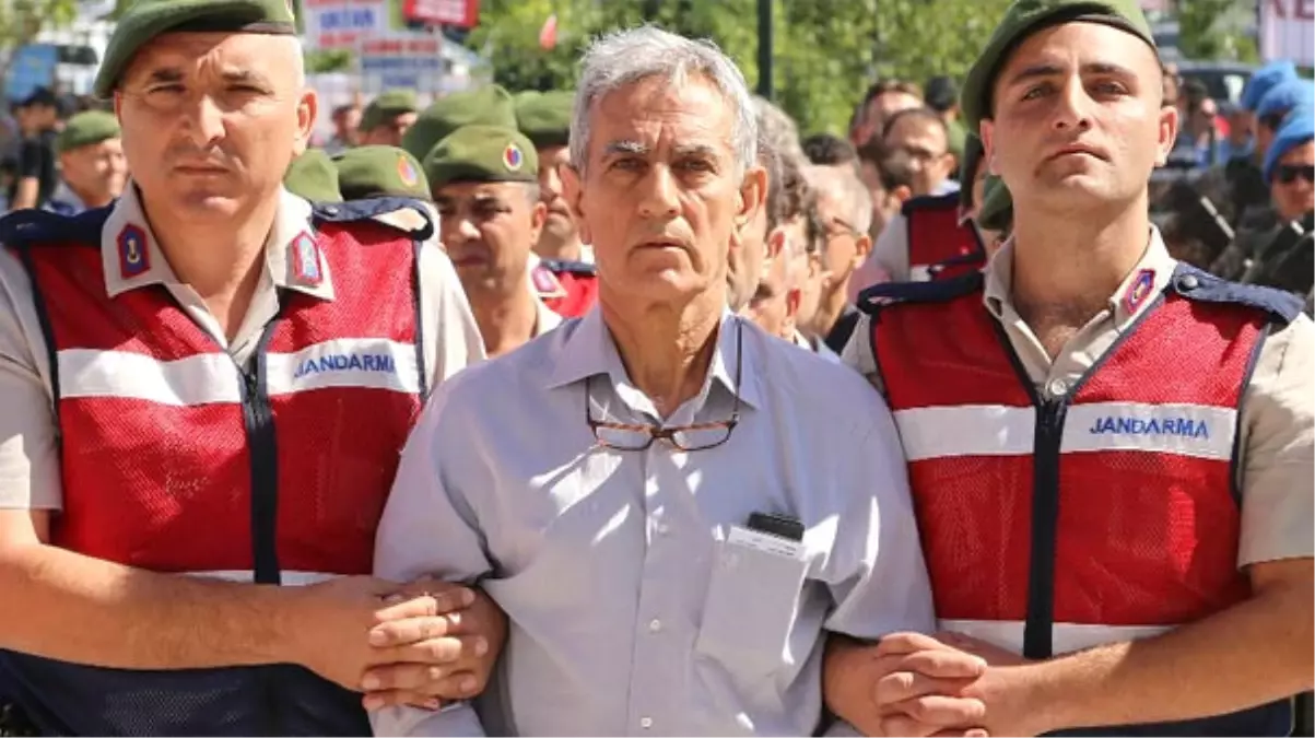 15 Temmuz'un 1 Numaralı Asker Sanığı Akın Öztürk'ün Telefon Kayıtları Ortaya Çıktı