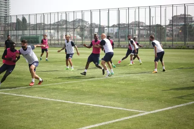 Adana Demirspor, Balıkesirspor Maçına Tam Kadro ...