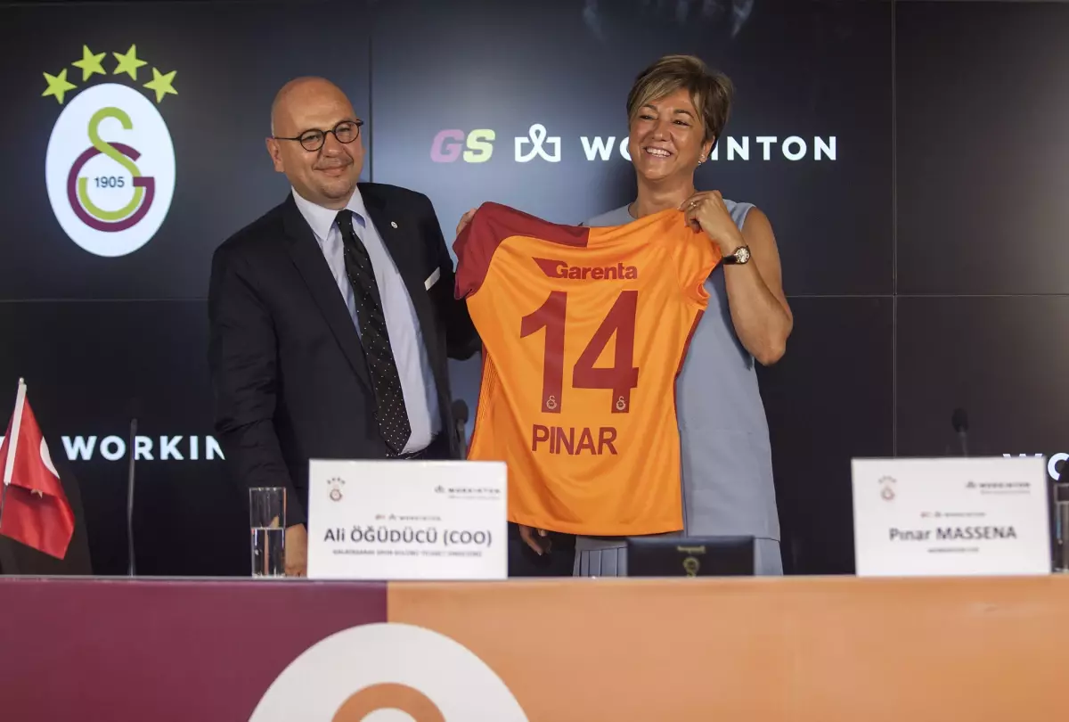 Futbolcular Sahada Calisanlar Workinton Da Kazanacak Ekonomi