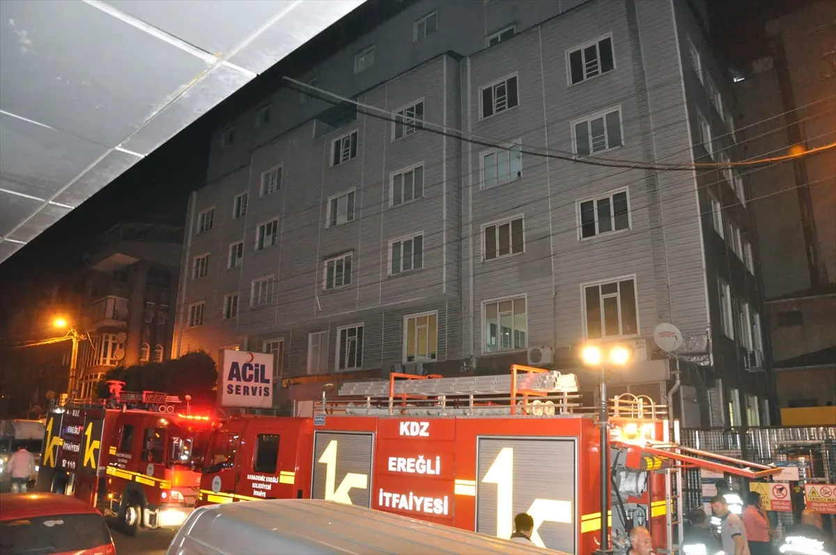 Özel Hastanede Çıkan Yangın Çabuk Söndürüldü