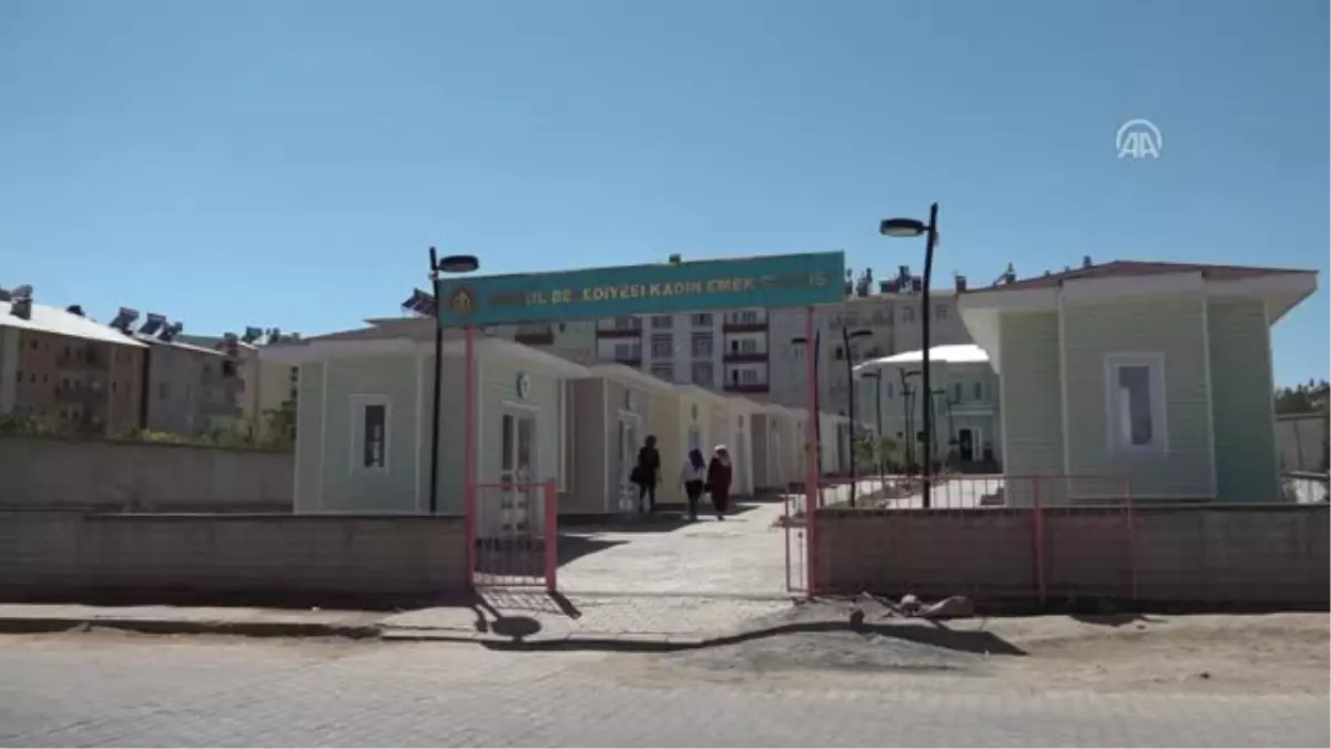 Ürettiklerini 'Kadın Emek Çarşısı'Nda Satışa Sunacaklar