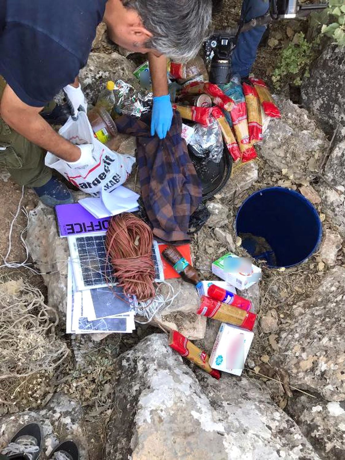 Mardin'de Mühimmat Dolu 12 PKK Sığınağı Ele Geçirildi
