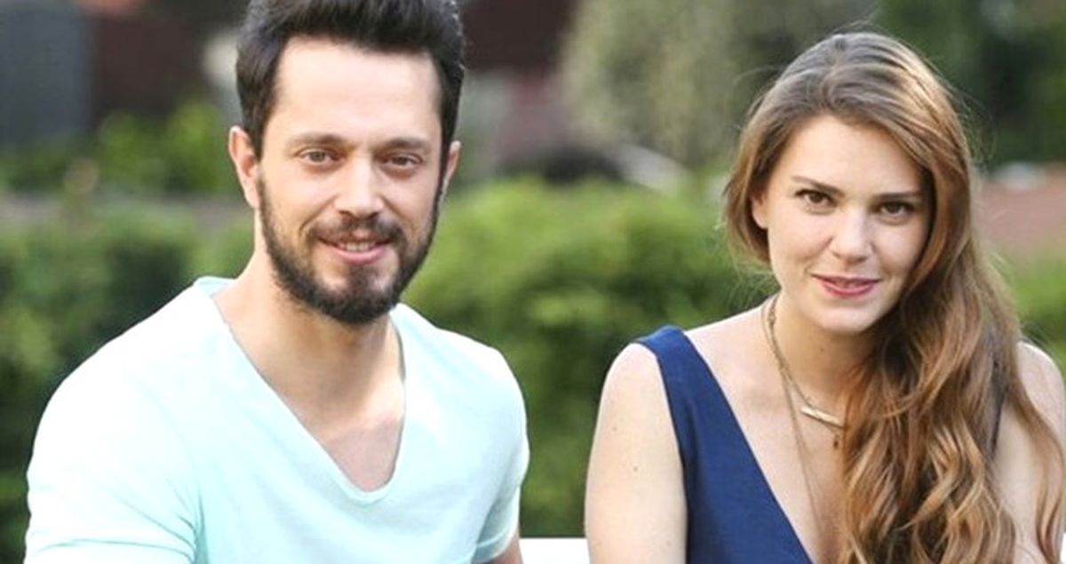 Murat Boz Instagram Hesabından Paylaştığı Fotoğrafla Aşk Tazeledi